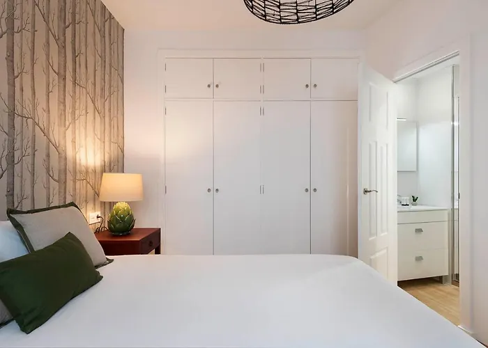 Magno San Diego Apartment Seville